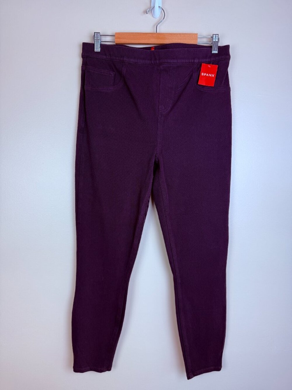 NWT SPANX Pull-On Slim Leg Stretch Pants Size 1X